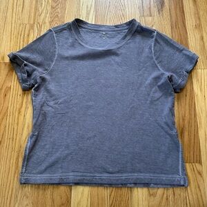 Athleta Cropped Boxy Tee with Rolled Sleeves Sz M